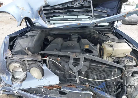 2000 Mercedes-Benz Clk 320 z USA, uszkodzony, nr VIN WDBLK65G9YT035936